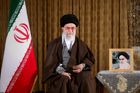 Pokud se staneme terčem agrese, zaútočíme desetkrát silněji, varuje íránský duchovní vůdce