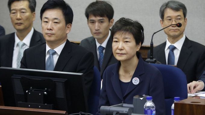 Pak Kun-hje u soudu, květen 2017.