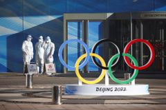 Olympiáda bude v bublině. Čínskou prestiž nahlodává bojkot i chabé výkony hokejistů