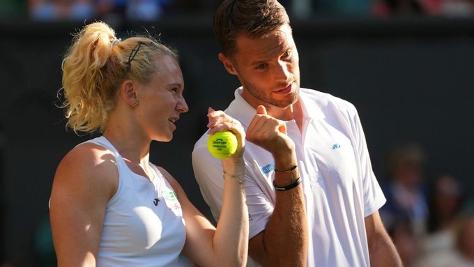 Kateřina Siniaková a Sem Verbeek, Wimbledon 2025