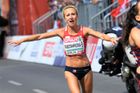 Bývalá běžkyně na lyžích navíc v ulicích německého hlavního města stanovila nový národní rekord 2:26:31.