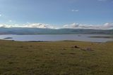 Jezero Arpi, které se nachází na severozápadě Arménie a je druhé největší v zemi.