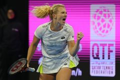 Siniaková vyhrála a čeká ji finalistka Australian Open. Slaví i Brenda Fruhvirtová