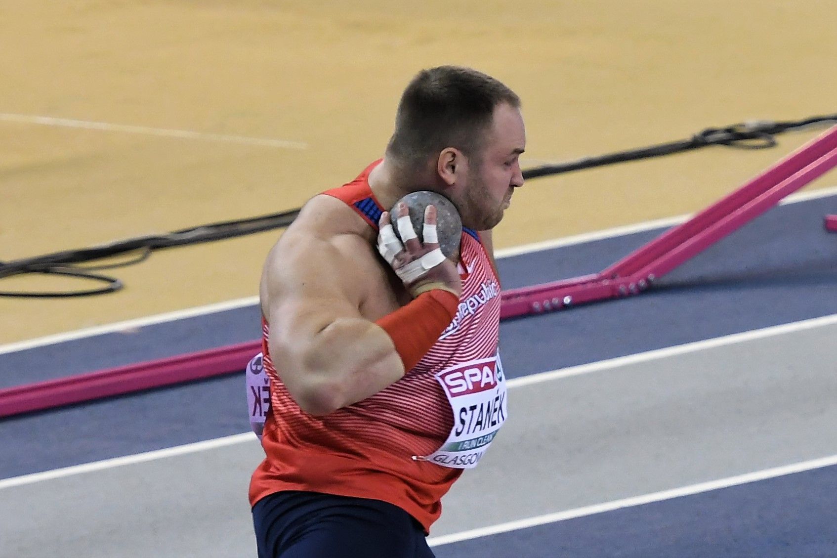 Koulař Tomáš Staněk na halovém mistrovství Evropy v Glasgow 2019