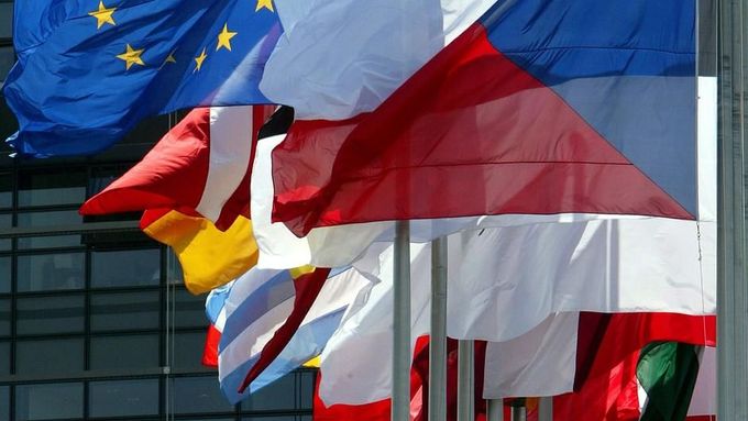 Česko je stále čistým příjemcem peněz z EU, až doposud z Bruselu dostala 170 miliard Kč