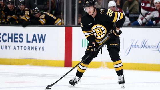 Bostonský útočník Morgan Geekie