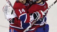 Montrealský útočník Tomáš Plekanec slaví postup s brankářem Careym Pricem.