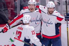 Kempný v NHL opět zazářil vítězným gólem, Chytilovi se Zachou série skončila