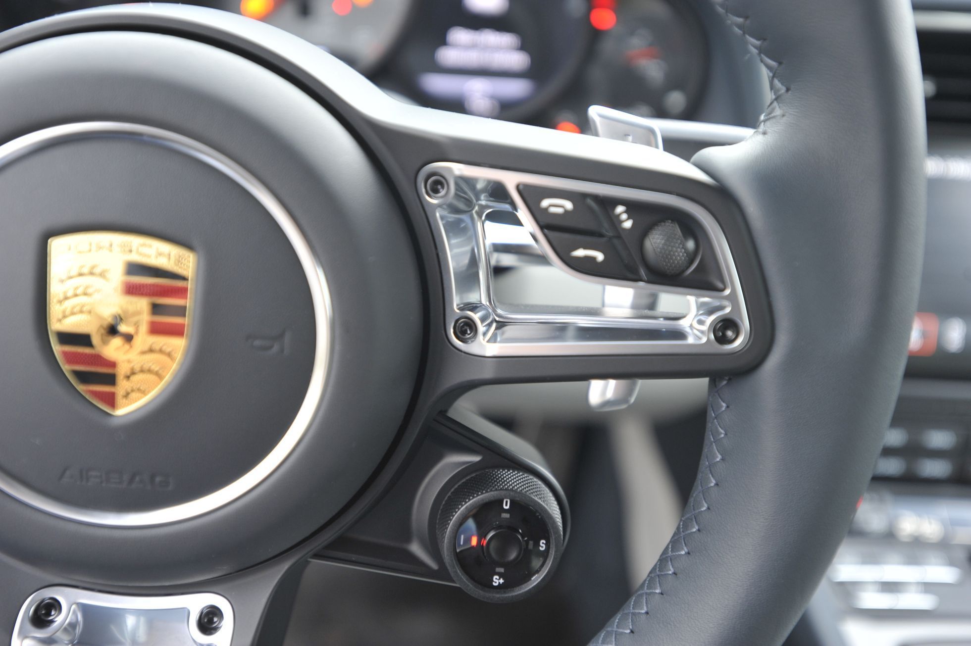Porsche 911 S 2015 - test - volič režimů
