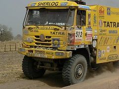 Aleš Loprais s Tatrou na trati Rallye Dakar.