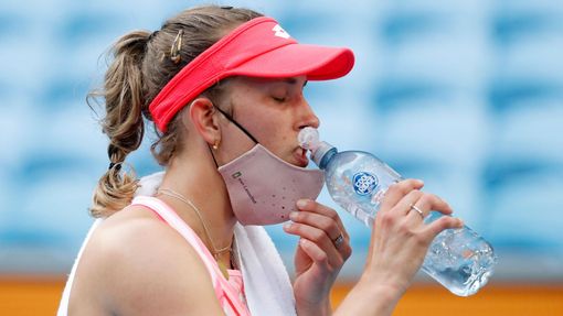 Elise Mertensová v osmifinále Australian Open 2021.