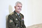 „Jestřáb“ Pavel se hlásí v NATO, může ho změnit k lepšímu