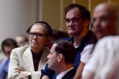Tarantino je v Praze, natáčí tu hudbu pro svůj nový film