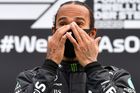 Lewis Hamilton z Mercedesu slaví triumf ve VC Štýrska 2020