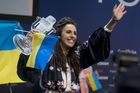 Eurovize je jen dobře prodaný průlet hitparádami. Kontroverzní vítězství Ukrajinky na tom nic nemění