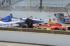 V IndyCar zkoušeli "klasický" start. Skončilo to katastrofou