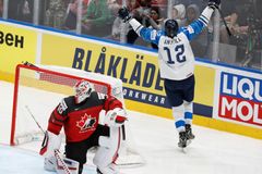 Živě: Kanada - Finsko 1:3. Šokující mistři. Bratislava je po osmi letech zase finská!
