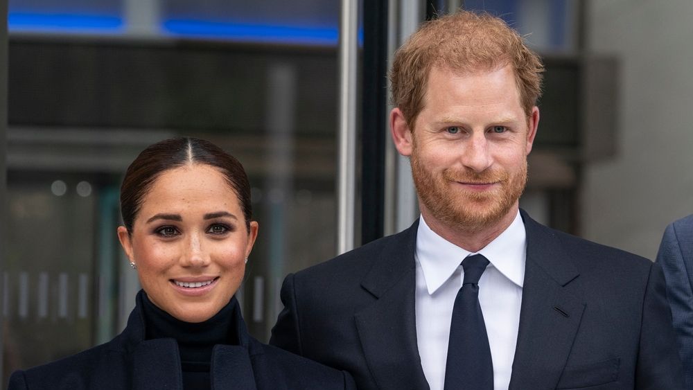 Princ Harry opustil svou divokou pověst, jakmile potkal svou budoucí ženu Meghan, tvrdí nová kniha.