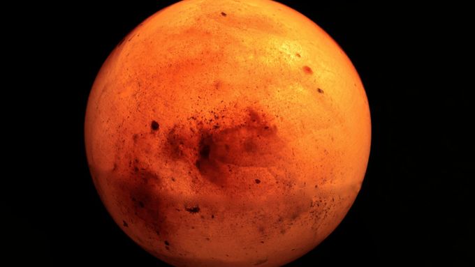 Mise ExoMars má za úkol hledat na rudé planetě stopy po životě.