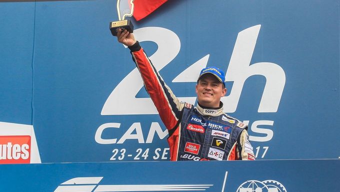 Adam Lacko oslavil v Le Mans dvanácté vítězství v letošní sezoně.