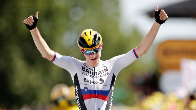 Matej Mohorič vyhrál v dresu národního šampiona už druhou etapu na letošní Tour de France.