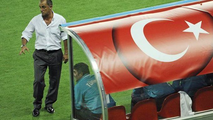 Fatih Terim a jeho turecký zázrak. Terim však na zázraky ve fotbale nevěří.
