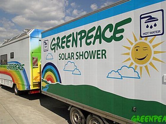 Dále čtěte: Solární sprchy Greenpeace