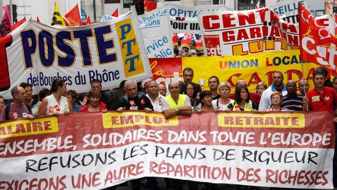 Francouzi jsou v demonstracích přeborníci. Čeští odboráři jsou přece jen umírněnější
