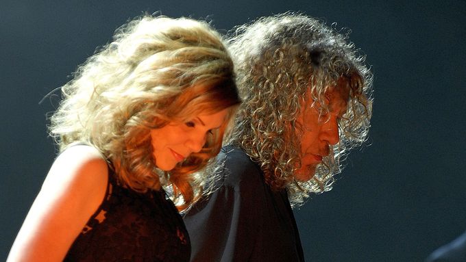 Singl Can't Let Go z nové desky Roberta Planta a Alison Kraussové.