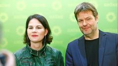 Annalena Baerbock a Robert Habeck - němečtí Zelení mají dva předsedy