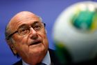 Blatter: Vyšetřování korupce vítáme, do fotbalu nepatří