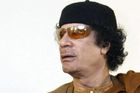 Dejte bin Ládinovi šanci, vyzývá Američany Kaddáfí