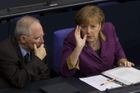 Němečtí poslanci schválili další pomoc Řecku