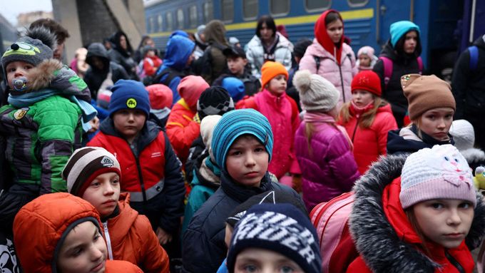 Uprchlíci - ukrajinské děti.