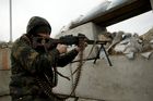 Donbasem zní palba z minometů. Za tři měsíce padlo přes sto ruských vojáků, tvrdí Kyjev