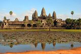 Kambodžský Angkor Wat patří k nejznámějším památkám planety.