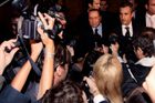 Soud odebral Berlusconimu a dalším prominentům imunitu