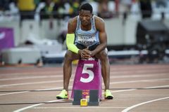 Zakázali mu běžet finále na 400 metrů, Makwala na poloviční trati dodatečně postoupil do finále