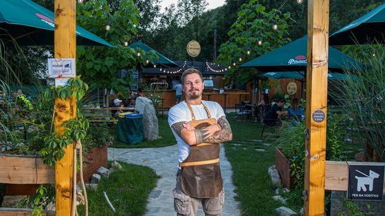 Fantastická čtyřka a sladká tečka. Bistro se zahradou má atmosféru, co se nedá koupit