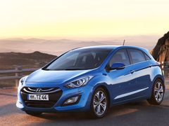 Základní karosářskou variantou je pětidveřový hatchback