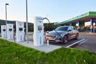 Příprava na budoucnost: V Česku vzniká superrychlá nabíječka pro elektromobily