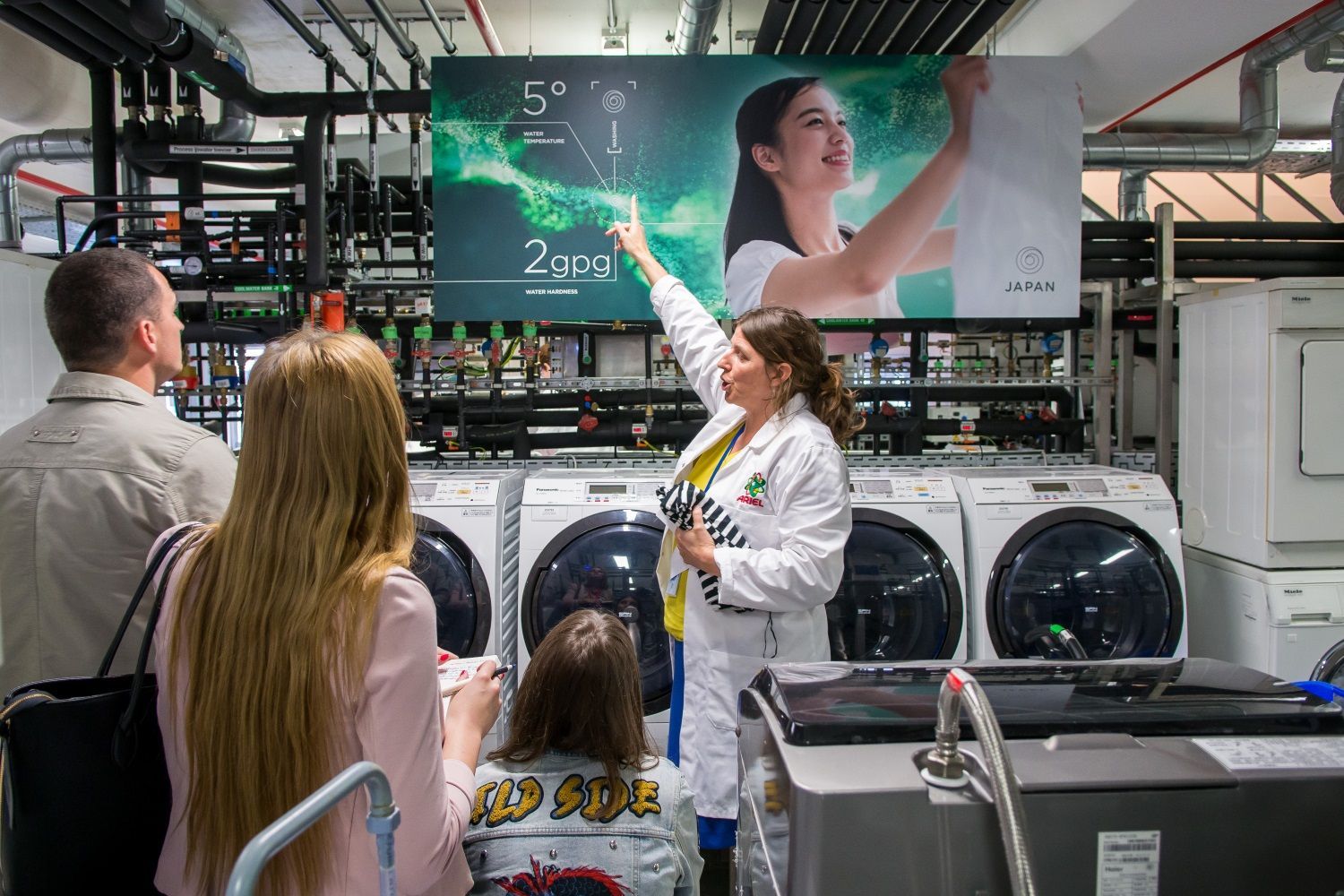 Procter & Gamble inovační centrum Brusel prášek aviváž výzkum
