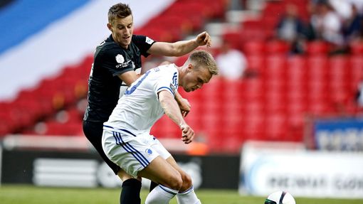 EL, FC Kodaň-Jablonec: Nicolai Jorgensen - Ján Greguš (v černém)