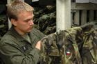 Nové uniformy pro armádu dodá Blažek, model se nemění