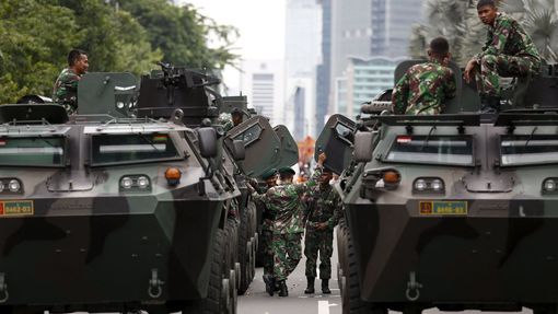 Vojsko v ulicích Jakarty