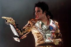 Michael Jackson byl nenapodobitelný, z jeho smutného života dosud mrazí