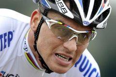 Štybar po kolizi s divákem skončil na Paříž-Roubaix šestý