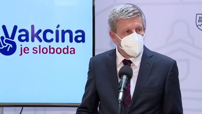 Nie! Slovenský ministr zdravotnictví Vladimír Lengvarský odpověděl na otázku, zda by nechal očkovat ruskou vakcínou Sputnik V.