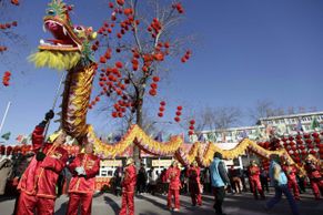 Asijský svět vítal rok draka. Nese s sebou bohatství a moc