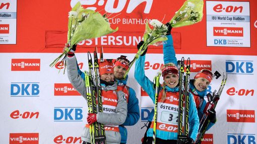 Světový pohár v biatlonu - česká štafeta slaví